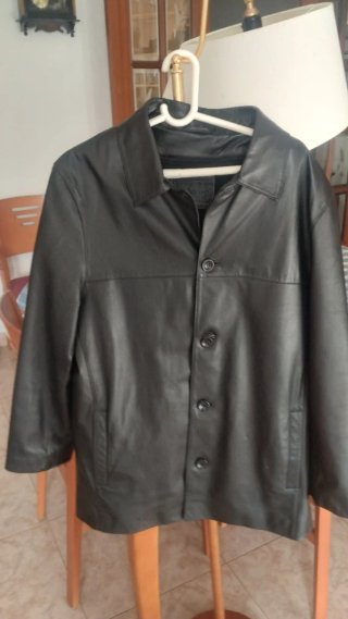 Chaqueta Hombre de Piel Negra