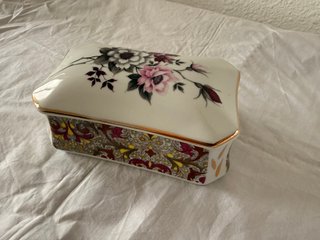 Joyero de Porcelana Decorado