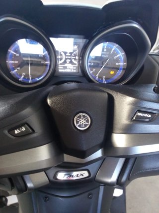 Yamaha Tmax