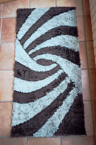 Tappeto a pelo lungo 65x130 cm
