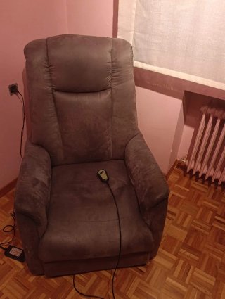 Sillón Reclinable Eléctrico Marrón