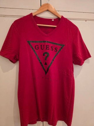 Camiseta Guess Roja Talla M