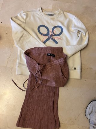 Lote Sudadera Silbon y Pantalón Zara Talla S