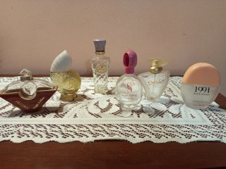 Lotto bottiglie profumo vuote da collezione