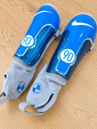 Espinilleras Nike 90 con Tobilleras