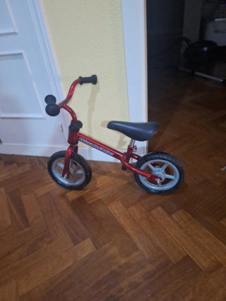 Bicicleta sin pedales Chicco Red Bullet