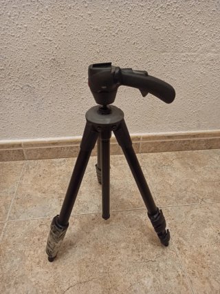 Trípode Manfrotto 785B para piezas o recambios