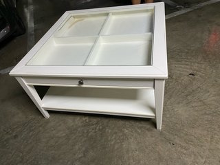 Mesa de centro IKEA LIATORP (URGE VENTA)