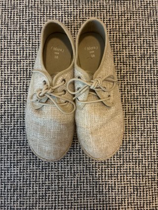 Zapatos de vestir Sfera Beige Talla 38
