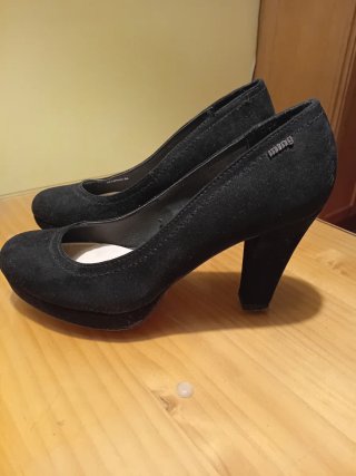 Zapatos de tacón Mustang negros T/37