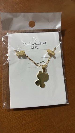 Conjunto de Collar y Pendientes de Acero