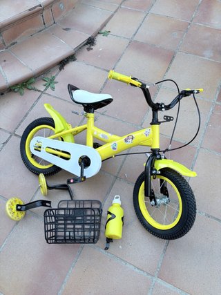 Bicicleta infantil 12 pulgadas amarilla con cesta