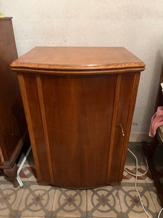 Máquina de coser Singer con mueble