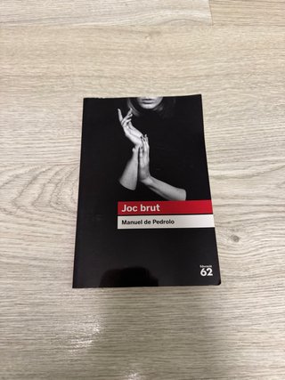 Libro “Joc brut”