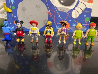 Figuras Disney Kinder Sorpresa