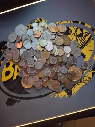Colección de más de 130 monedas