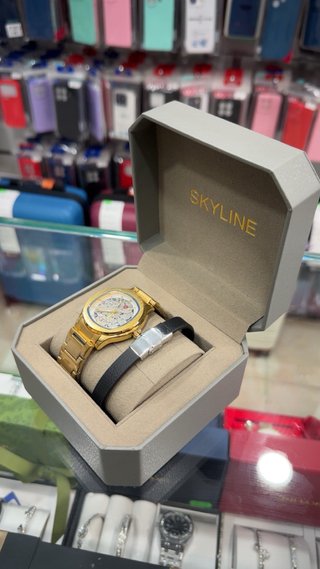 Reloj SKYLINE Dorado y Pulsera Negra