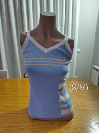 (D) Top Seda de tirantes azul y blanco