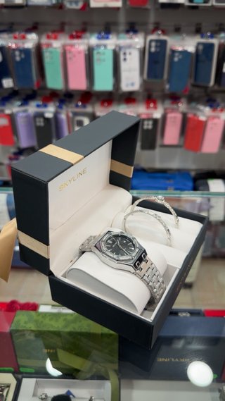 Reloj Skyline para mujer con 2 pulseras