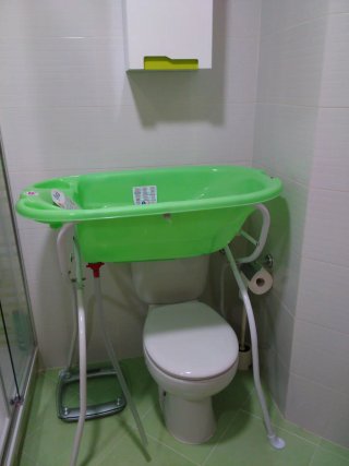 Bañera Bebé con Patas Plegables
