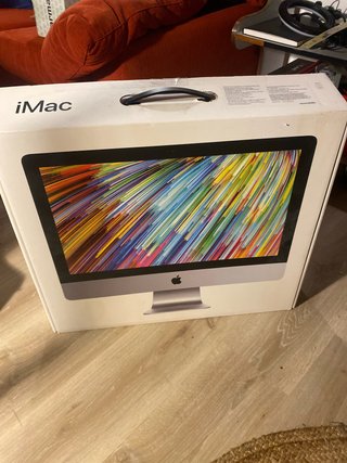 Caja vacía de iMac