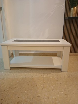 Mesa de centro blanca y negra