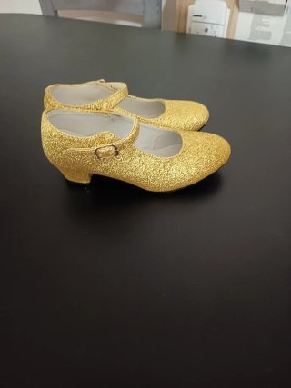 Zapatos de Tacón para Niña Dorados Talla 32