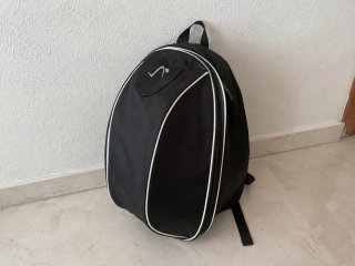 Mochila para casco de moto negra – Portacascos