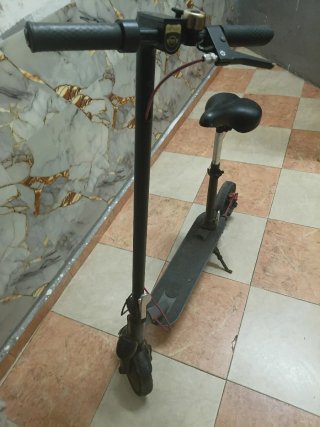 Patinete Eléctrico con Asiento