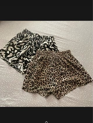 2 Pantalones Cortos Estampados Talla S