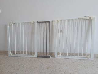 Puerta de seguridad para escalera
