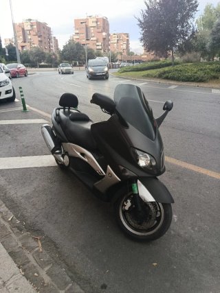 Yamaha Tmax
