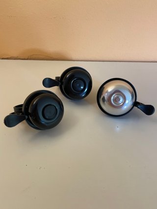 Timbres de bici clásicos negro y plateado