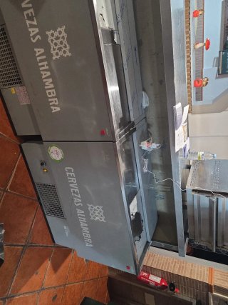Maquinaria y utensilio para negocio hosteria