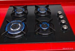 Cocina de Gas 4 Fuegos con Base de Cristal