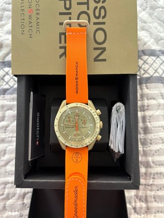 Reloj Swatch x OM MoonSwatch Mission Jupiter