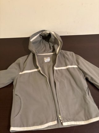 Chaqueta con Capucha Verde Oliva