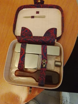 Neceser Vintage con Accesorios