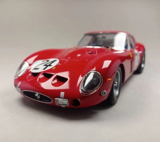 Ferrari 250 GTO N° 24 Escala 1/18