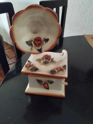 Gramófono Decorativo de Cerámica