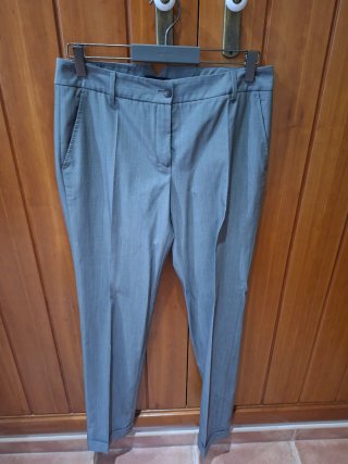 Pantalones de vestir Massimo Dutti grises Talla M