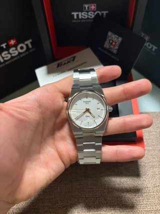 Reloj Tissot PRX 40mm Plateado