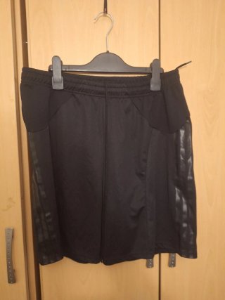 Pantalón corto Adidas negro