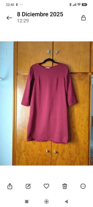 Vestido burdeos manga tres cuartos