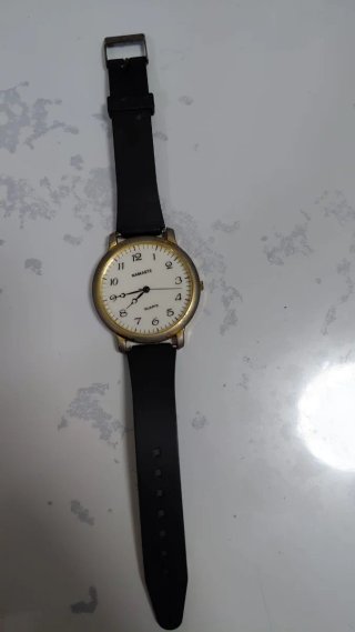 Reloj Namaste Esfera Dorada
