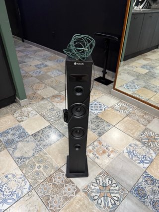 Torre de Sonido NGS Negra