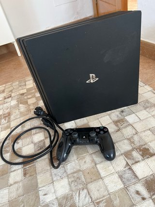 PS4 Pro (PlayStation 4 Pro) con mando