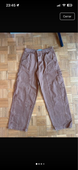 Pantalones cargo color camel