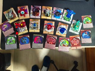 Lote de Bakugan y cartas Generación 1