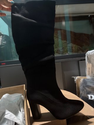 Botas de Caña Alta Negras con Tacón